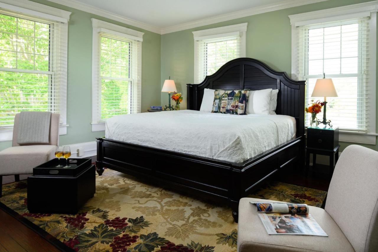 Steeles Tavern Manor Bagian luar foto